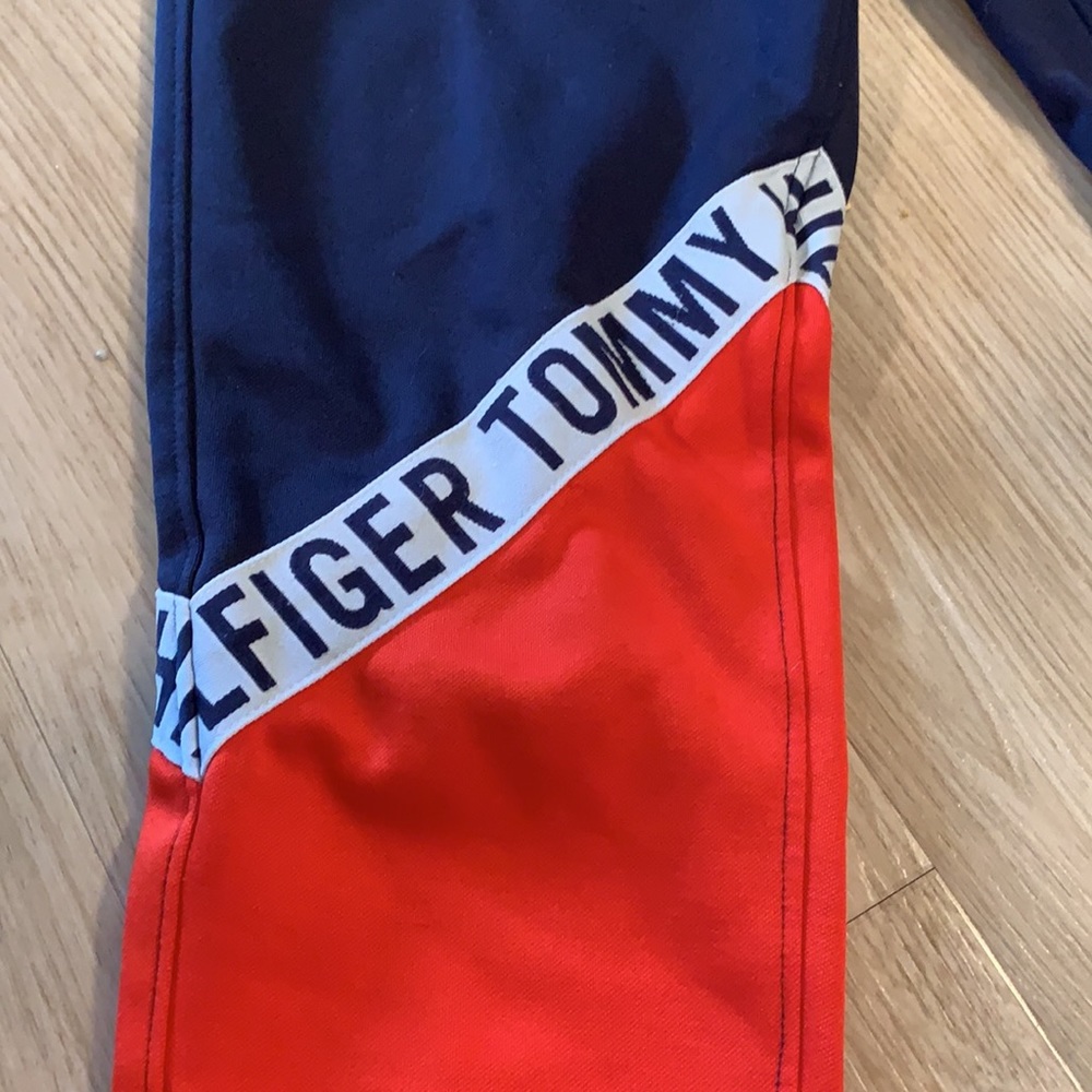 Tommy Hilfiger Joggers - Picture 4 of 4